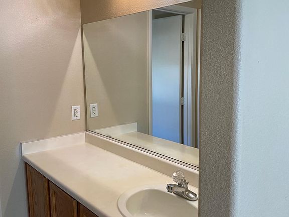4th image of 6474 Stone Dry Ave
