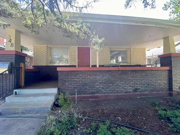 348 E Hollywood Ave — Photo 2