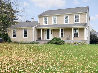 10 Loch Lomond Rd, Seekonk, MA 02771
