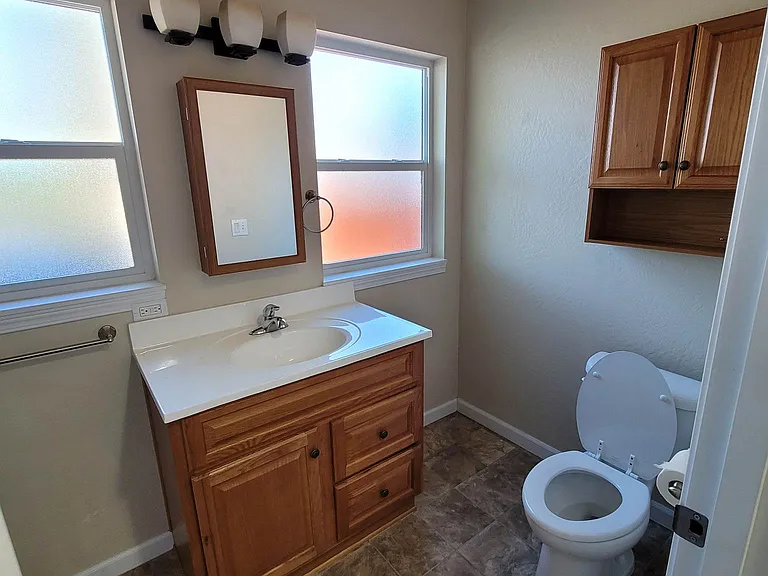 1694 Cloverlawn Dr — Photo 17