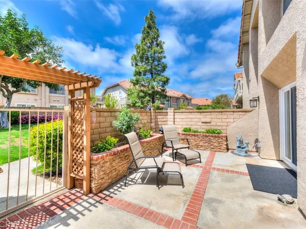 18932 Canyon Hill Dr, Trabuco Canyon, CA 92679