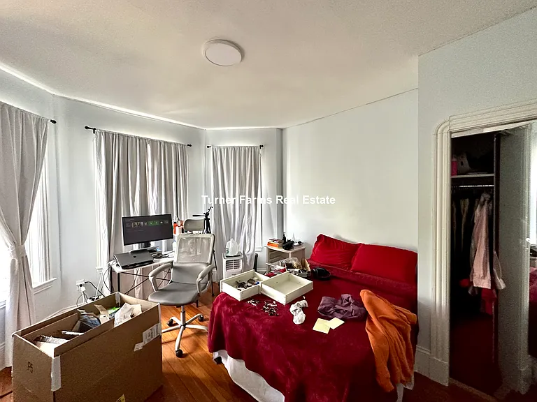789 Columbia Rd — Photo 7