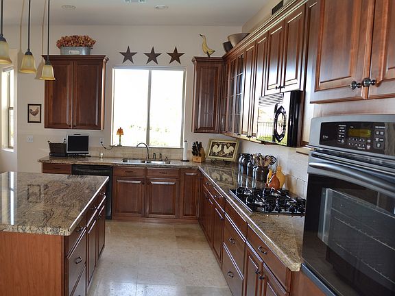 4th image of 2658 E Firestone Dr