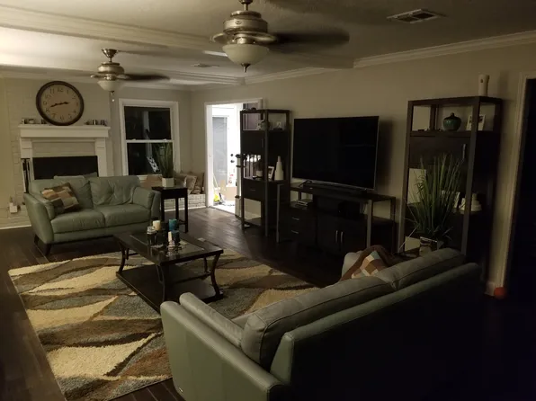 8306 Vintage Wood Cir, Spring, TX 77379