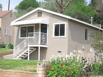 1st image of 2561 Mallory St