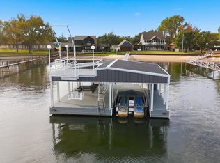 2285 Sage Cir, Graford, TX 76449