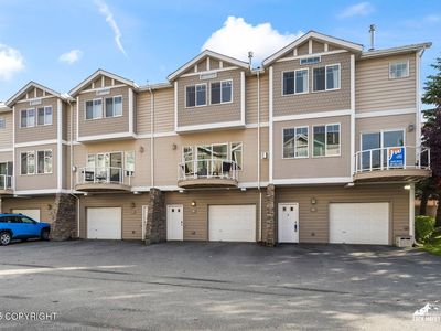 2155 W 29th Ave APT 2, Anchorage, AK, 99517
