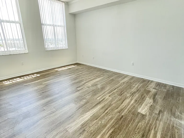 255 Evernia St #1514 — Photo 14