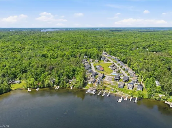 2054 Peninsula Rd #43, Muskoka Lakes, ON P0B 1J0