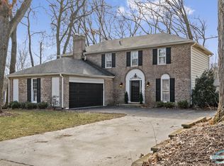 1133 35th St, Downers Grove, IL 60515