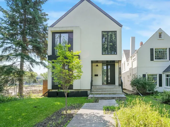 10925 University Ave NW, Edmonton, AB T6G 1Y1