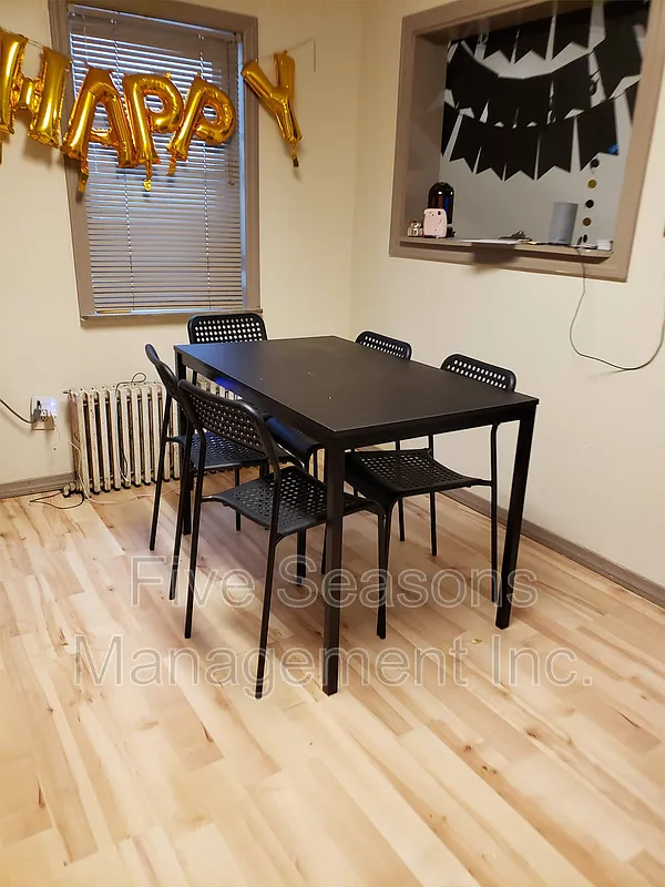 3 bed, 1.0 bath, 1250 sqft, $3,000 — Photo 3