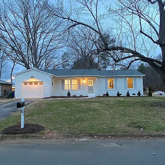 100 Killington Dr — Photo 1