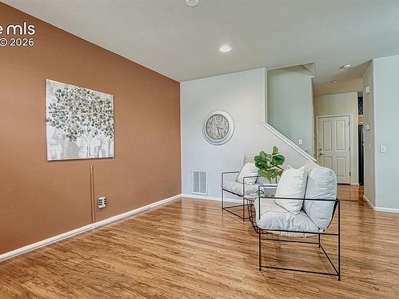 3rd image of 7620 Sandy Springs Point