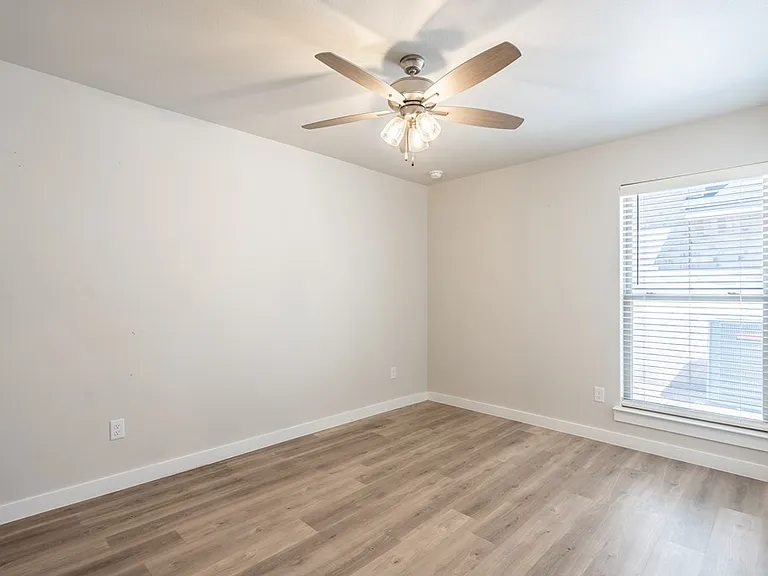 5905 Settler Ave — Photo 20