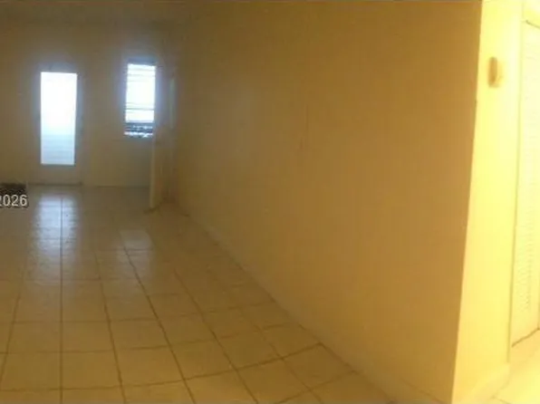 1430 NE 170th St APT 317, North Miami Beach, FL 33162
