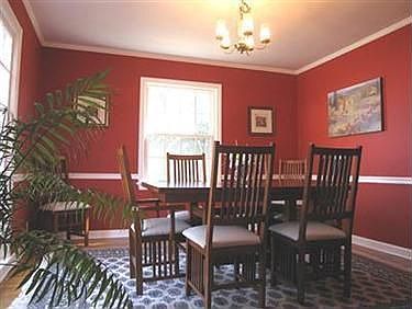 3rd image of 686 Ardleigh Dr