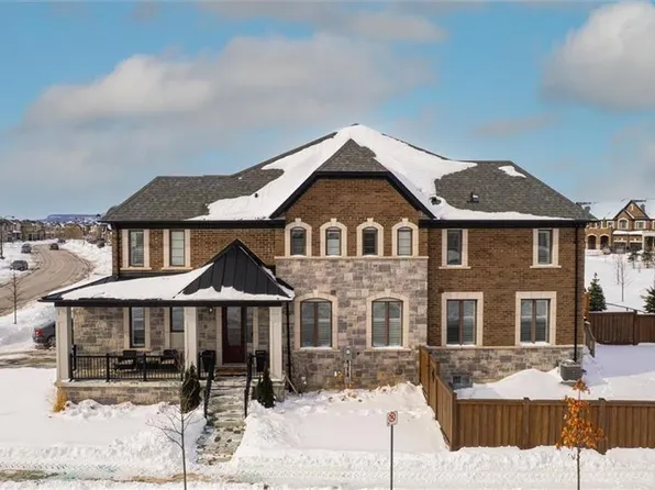 1383 Farmstead Dr, Milton, ON L9E 1K4