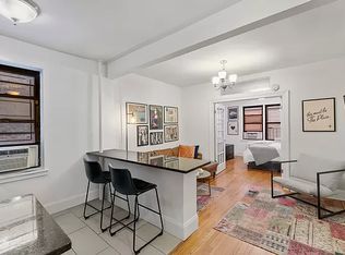 163 W 17th St #2FF, New York, NY 10011
