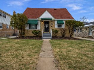 17552 Roy St, Lansing, IL 60438