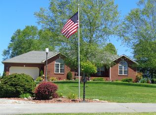 43 Green Gables Est, East Bernstadt, KY 40729