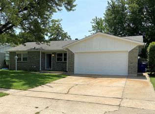 11926 E 37th St, Tulsa, OK 74146