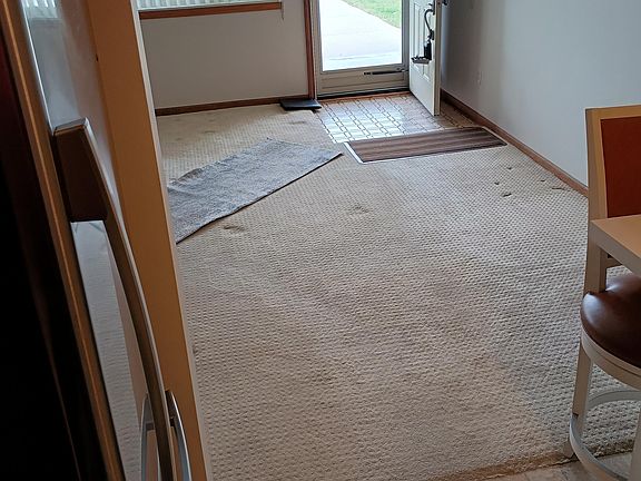 4th image of 16042 Holz Dr Unit 31