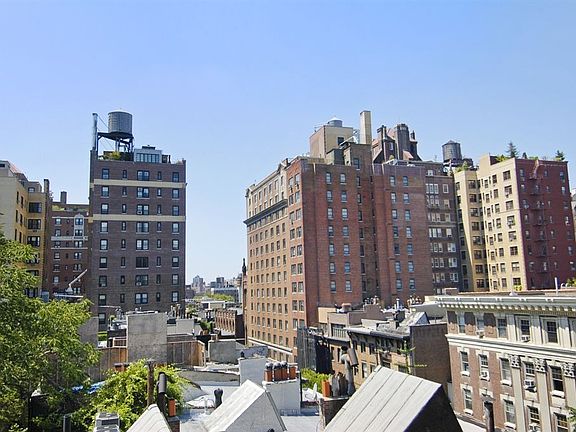 4th image of 26 E 10th St APT 8E