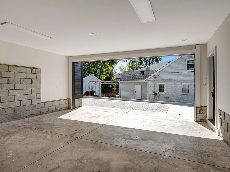 1806A Neal Ter — Photo 17