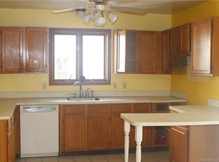 47 Middle Ave, Shelton, CT 06484