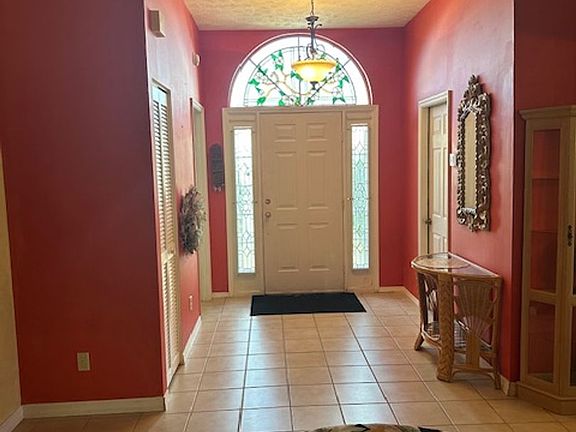 5th image of 831 Lake Orchid Cir