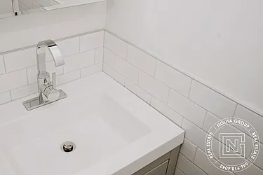 Rented by Nolita Group