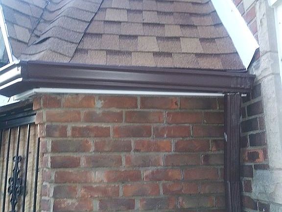 5th image of 13950 Winthrop St