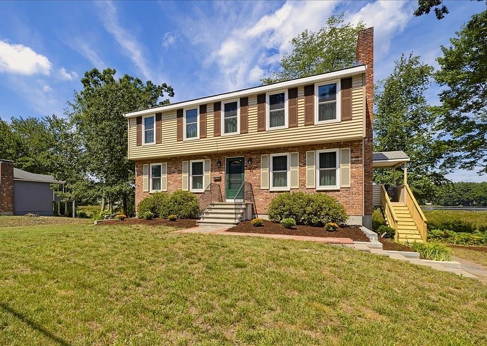 1st image of 52 Sandy Pond Rd