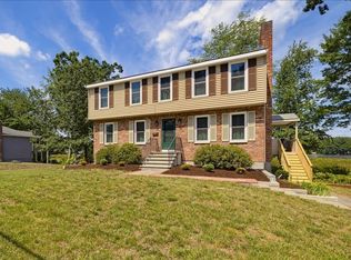 52 Sandy Pond Rd, Ayer, MA 01432