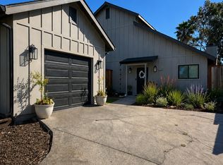 121 Saratoga Ct, Petaluma, CA 94954