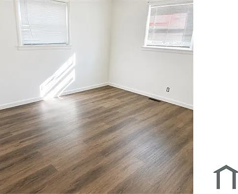 5 bed, 1739 sqft, $1,860 — Photo 2