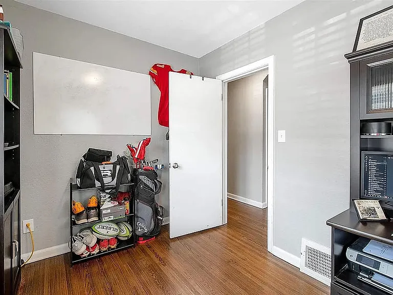 514 S Crestway St — Photo 20