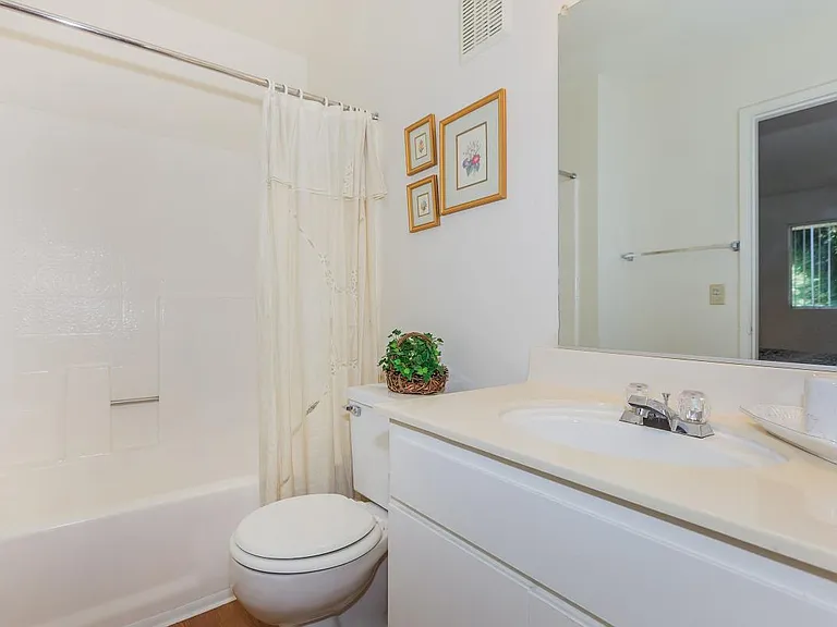 Canyon Country Villas — Photo 28