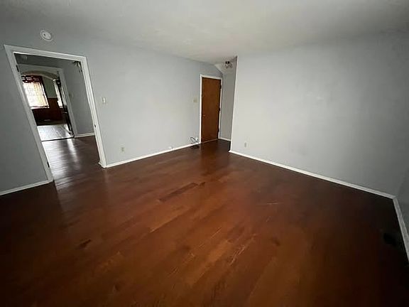 2nd image of 5228-5230 Wilson Ave