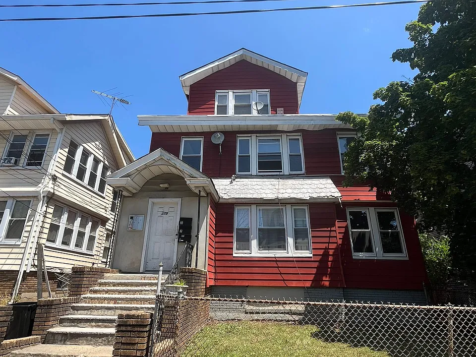 279-281 Renner Ave #2