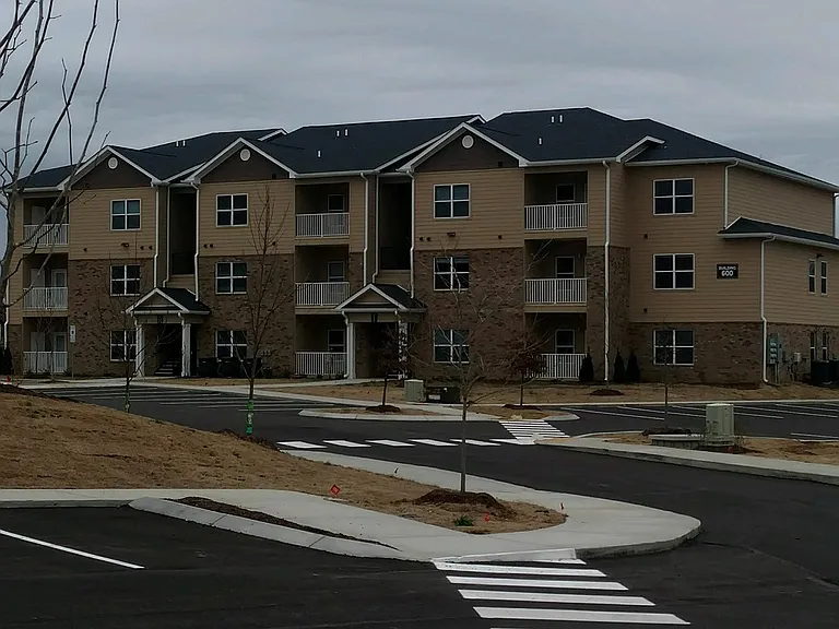 Chaney Ridge Apartments — Photo 5