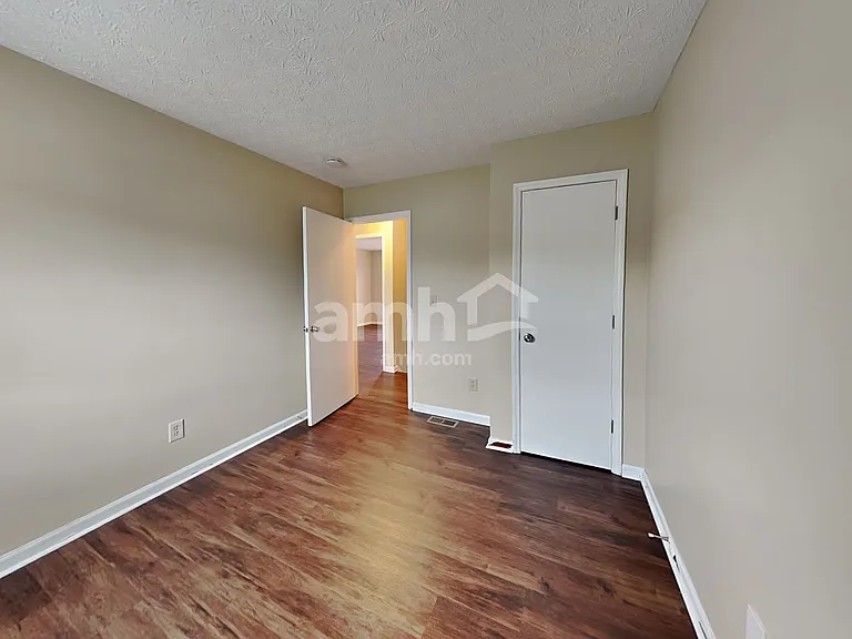 3559 High Creek Dr — Photo 17