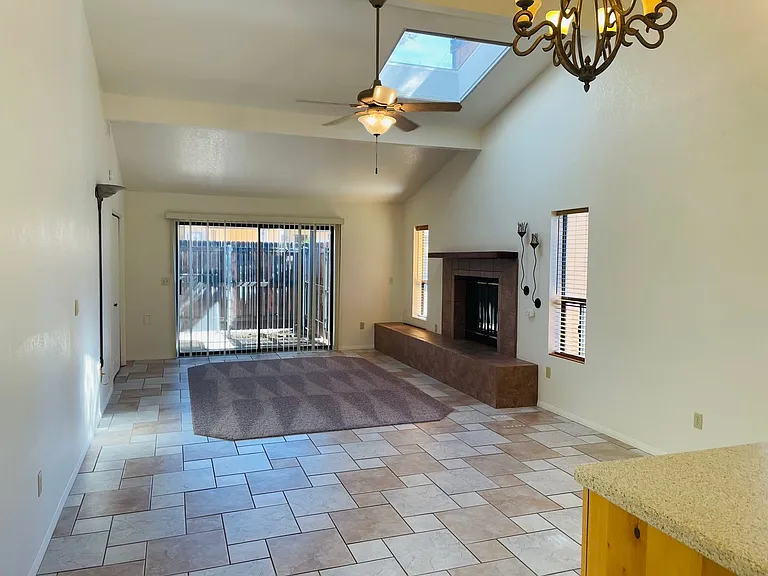 155 S Canyon Diablo Rd #25 — Photo 8
