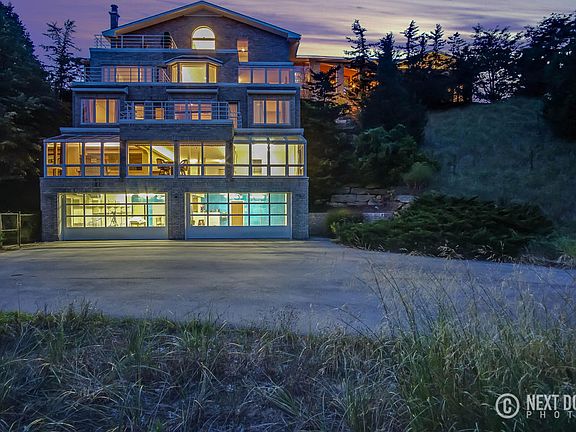 2nd image of 6702 Kelly Creek Dr