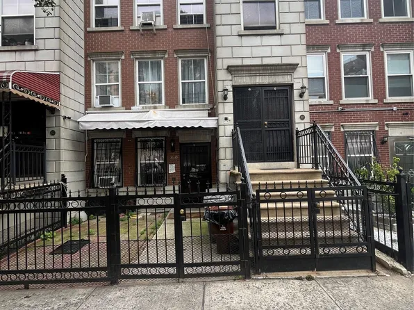810 Courtlandt Avenue, Bronx, NY 10451