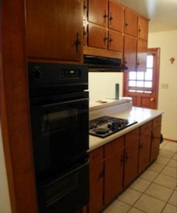 2nd image of 1234 Hillcrest Dr