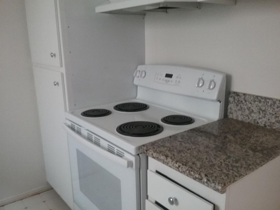 1st image of 23104 Samuel St #116