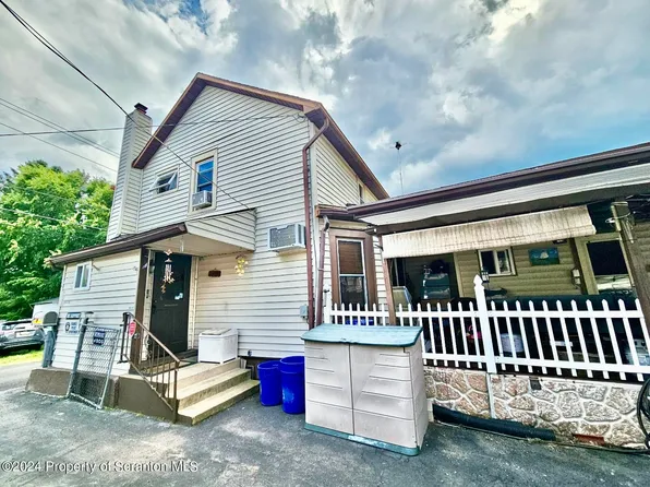 101 Bank St, Blakely, PA 18452