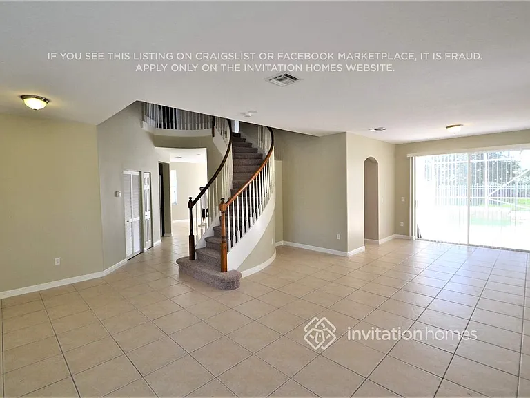 2515 Glendale Dr — Photo 3